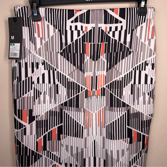 New Medium Mossimo Pencil Skirt Black White Orange Geometric NWT Lined Zip - Picture 5 of 14
